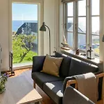 3 Bedroom Gorgeous In Prázdninový dům *