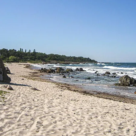 3 Bedroom Gorgeous In Semesterbostad