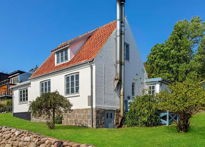 3 Bedroom Gorgeous In Prázdninový dům *
